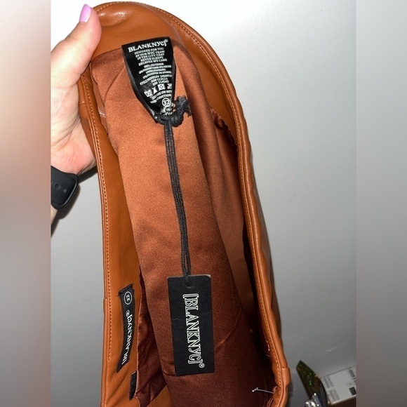 LAST CHANCE BLANKNYC NWT Camel Brown Faux Leather Layered Mini Skirt Size 32 - Picture 3 of 11